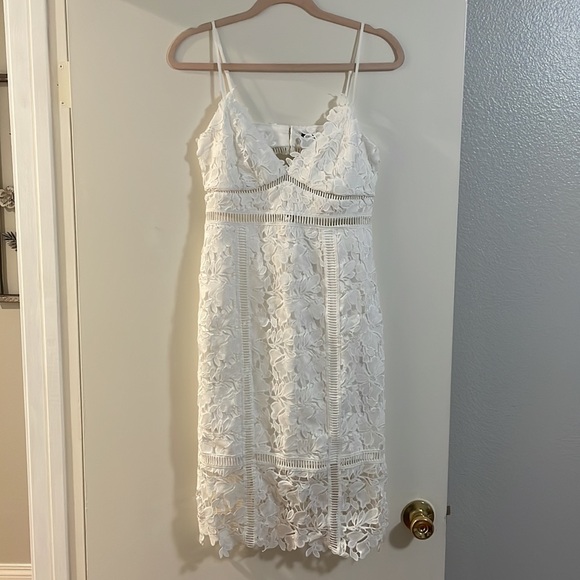 NWT Bardot Botanica Lace White Midi Dress, Small - Picture 3 of 7
